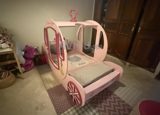 Lit princesse carrousel avec veilleuse LED