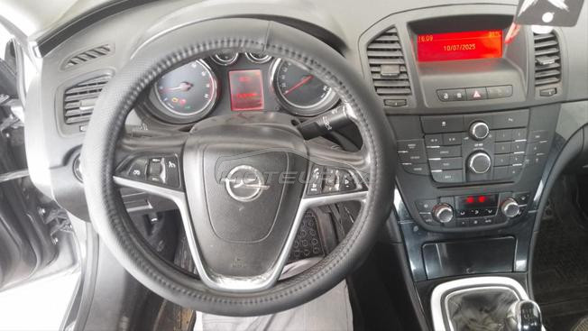 opel insignia  a vendre 