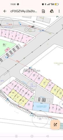 Terrain numéro 12 commercial avec deux façades d'une superficie de 81 mètres