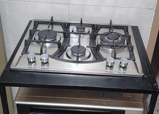 four itimat et plaque 