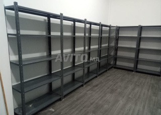 rayonnage léger avec 5 tablette pour le stockage