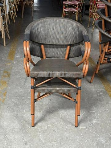 chaise moderne