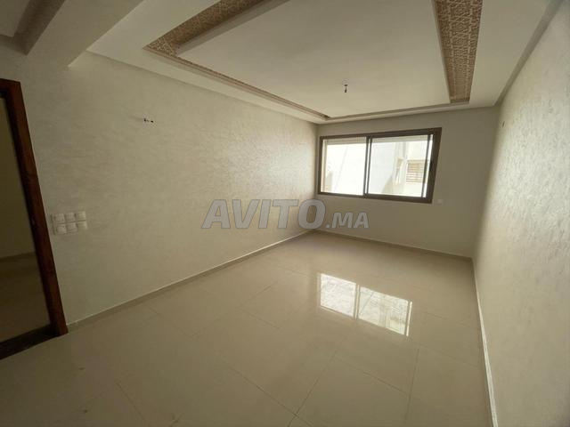 شقة جديدة للإيجار 110 متر مربع في مكناس الحمراء - 2