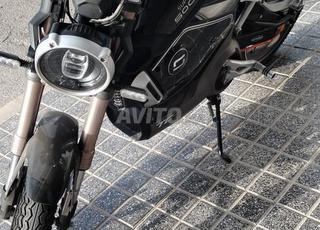 دراجة نارية كهربائية