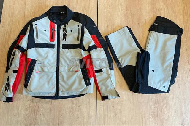 ensemble moto veste et pantalon 