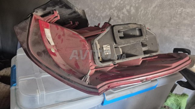 Optique arrière droit de Peugeot 407 SW