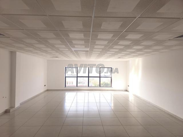 مكتب للإيجار الطابق الأول القنيطرة