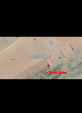 بقعة 400 متر بثمن جد مناسب قرب الطريق الرئيسية 