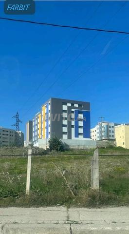 ارض للبيع محفظة  صالحة لبناء عمارات  او تجزئة 