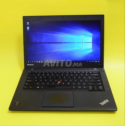 Lenovo i5 Ram 8 Disc SSD et cartable 