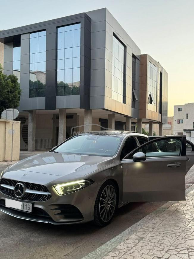 MERCEDES CLASS A 200d AMG LINE