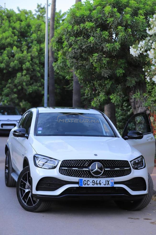 MERCEDES GLC 300de AMG LINE