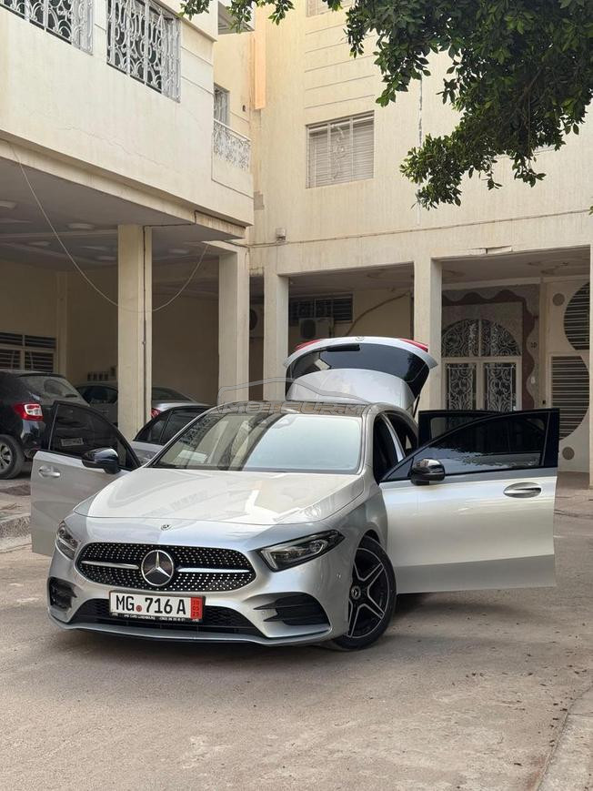 MERCEDES CLASS A 200d AMG LINE