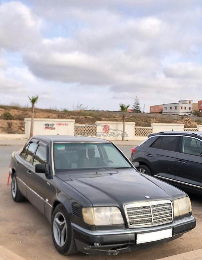 mercedes benz e250 bon etat 