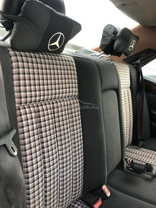 mercedes benz e250 bon etat 