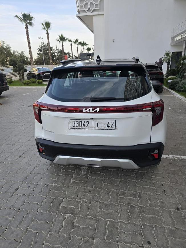 Kia Seltos Essence Automatique 2025 à Larache