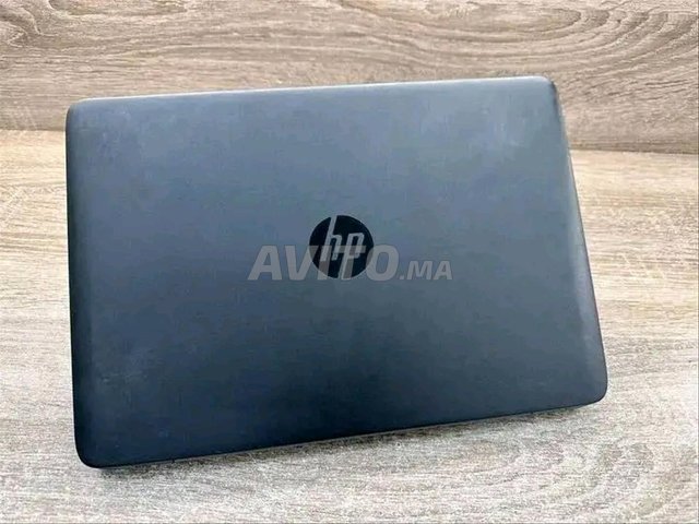 Hp i5 EliteBook vpro Ram 8 Disc SSD et cartable 
