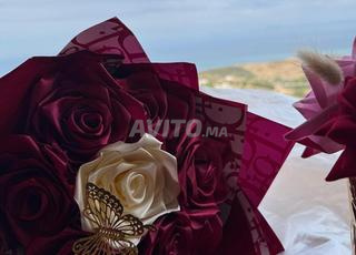 un bouquet de fleurs composé de 12 fleurs 