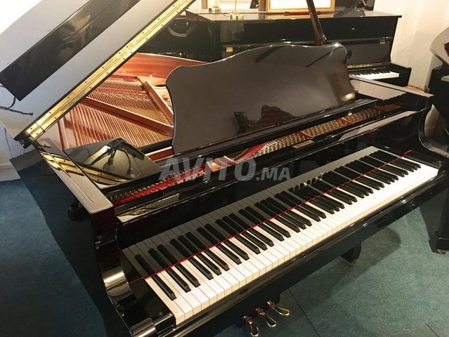 Piano Yamaha de  Concert  USA Made