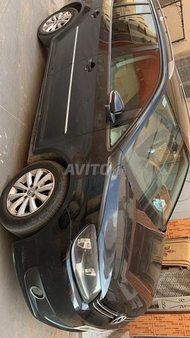 Volkswagen Touran Diesel Manuelle 2012 à Tan-Tan