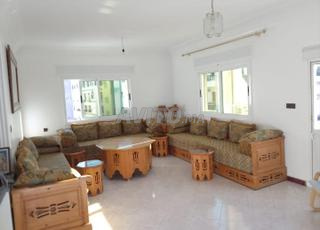 شقة مفروشة للكراء اليومي/الشهري بإطلالة رائعة