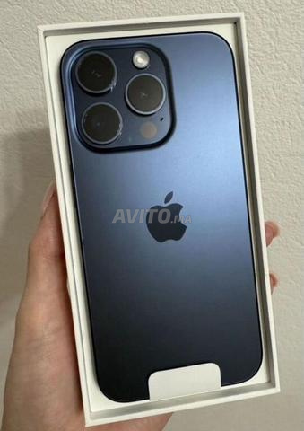 iPhone 15 Pro 128 GB en parfait état