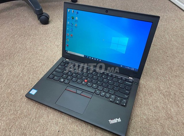 Lenovo i5 7ème Ram 8 Disc 256 SSD et cartable 