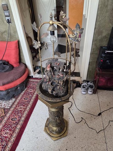 Lampe décorative vintage avec fontaine intégrée