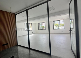 VILLA NEUVE USAGE PROFESS À LOUER SUR BD À ANFA