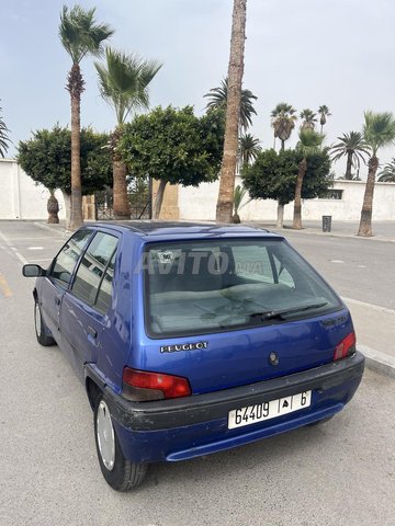 Peugeot 106 / essence 