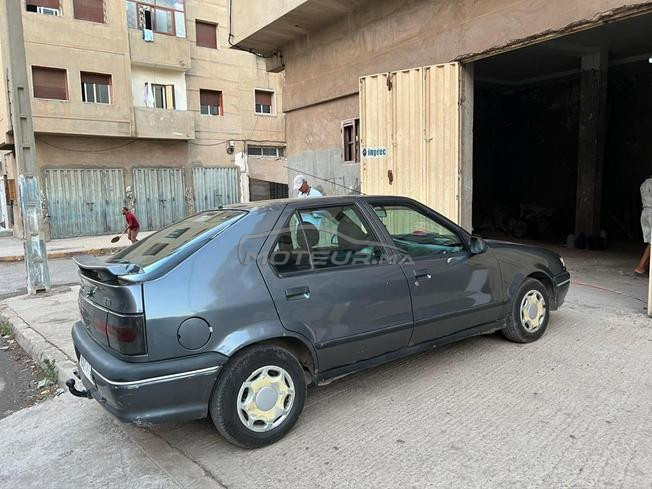 Renault  storia 