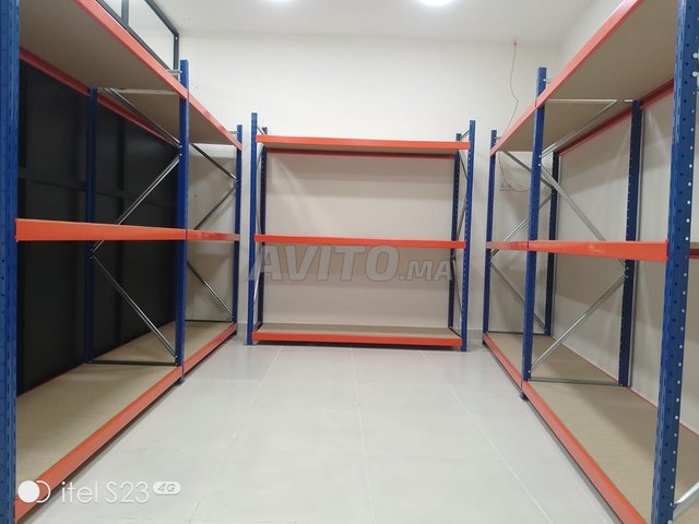 Rayonnage mi-lourd 150-500 kg/niveau