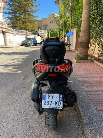 yamaha xmax 300 cc très propre
