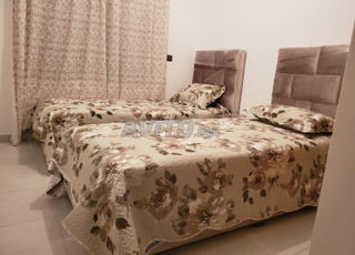 bel aprt au plein centre de kenitra 