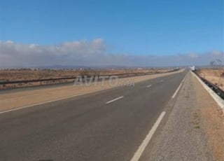 بيع أرض بين تيزنيت وأكلو