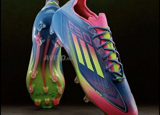 حذاء كرة القدم 