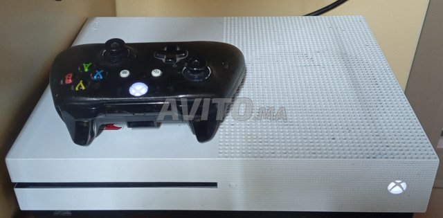 Xbox One S 