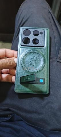 pochette infinix note 40 pro et note 40 pro plus  - 2