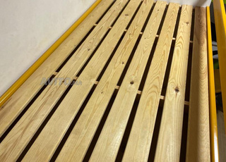 bureau avec lit est chesse