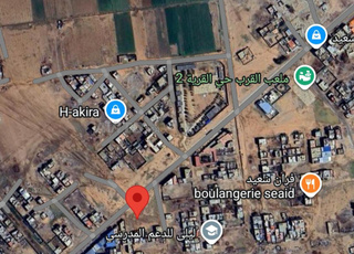 بقعة للبيع بمركز القرية