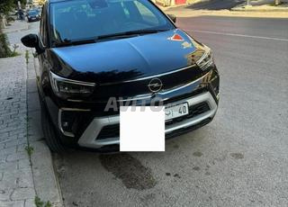 Opel Crossland Diesel Manuelle 2021 à Tanger