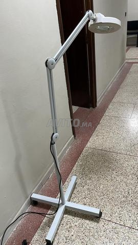 معدات صالون تجميل/حلاقة للبيع بحالة ممتازة - 2