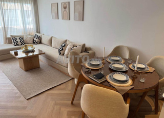 STUDIO MEUBLÉ NEUF A LOUER À LES PRINCESSES 