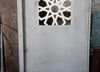 باب حديد جديده 