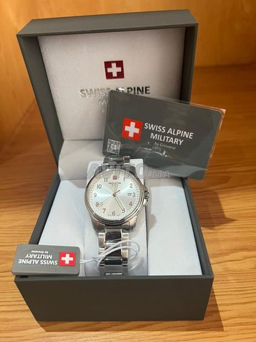 🇨🇭 🇨🇭 Montre SWISS MADE NEUVES 🇨🇭 🇨🇭