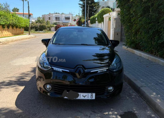 Clio 4 2016 très Bon Etat 2 ème main carte grise