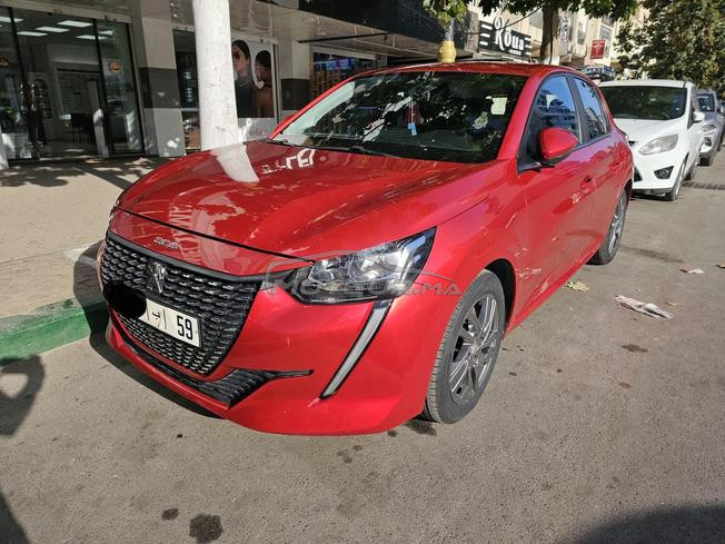 peugeot 208 1 er main particulier.