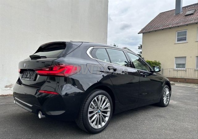 BMW sere1   2020