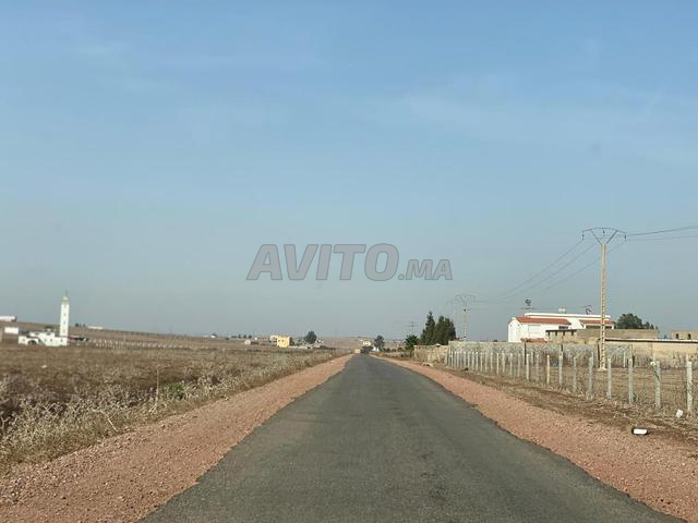 Terrain agricole avec maison de 130m² et puits à vendre