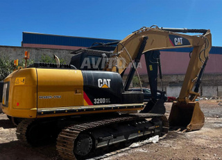 تأجير بوكلين 320D2L 2018 - آلة بناء وأشغال عامة